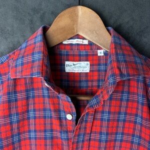 Gant Rugger Madras Plaid Button Down (2010 collection)
Men’s Size Small
